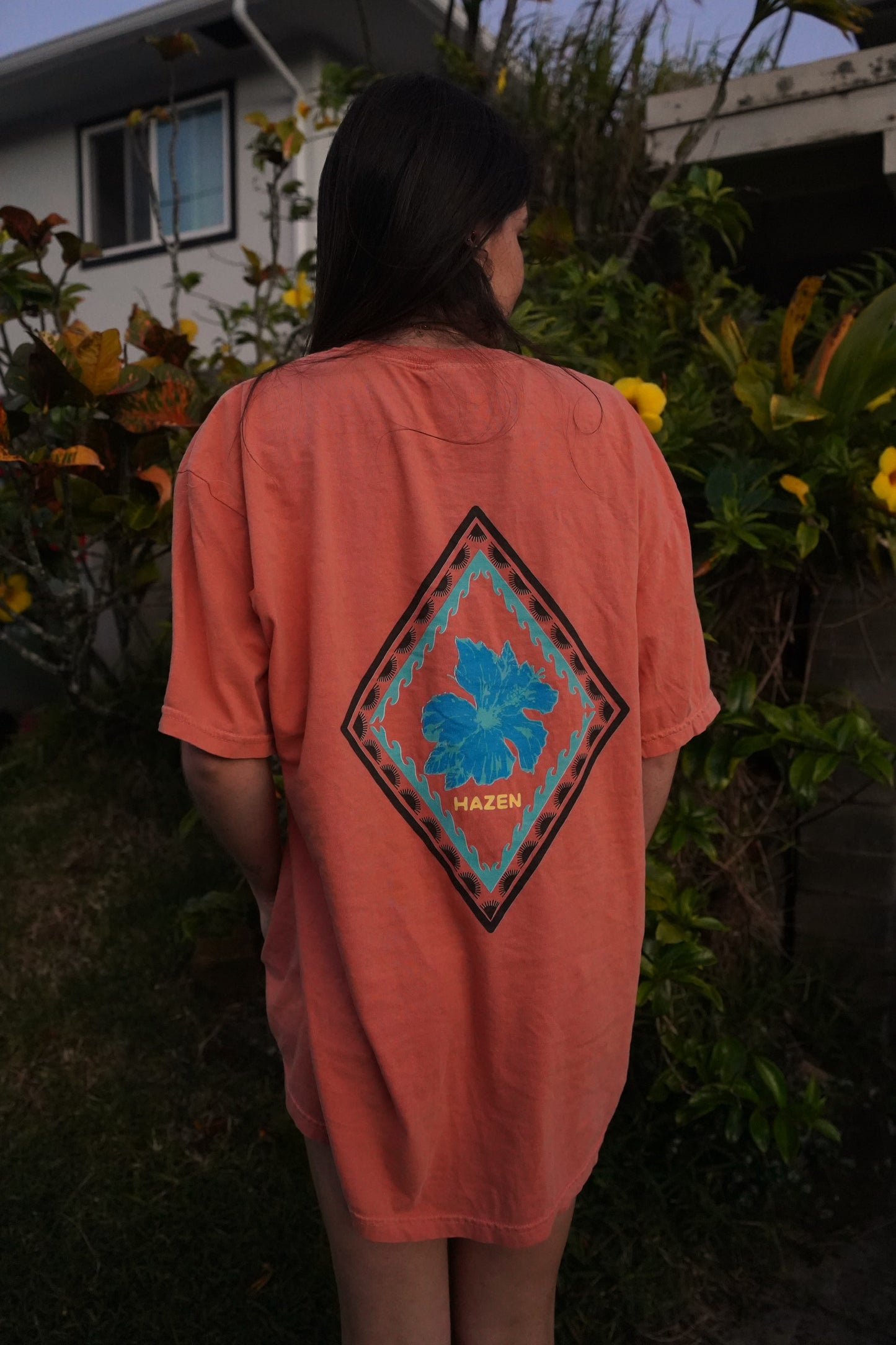 Retro Hibiscus Tee